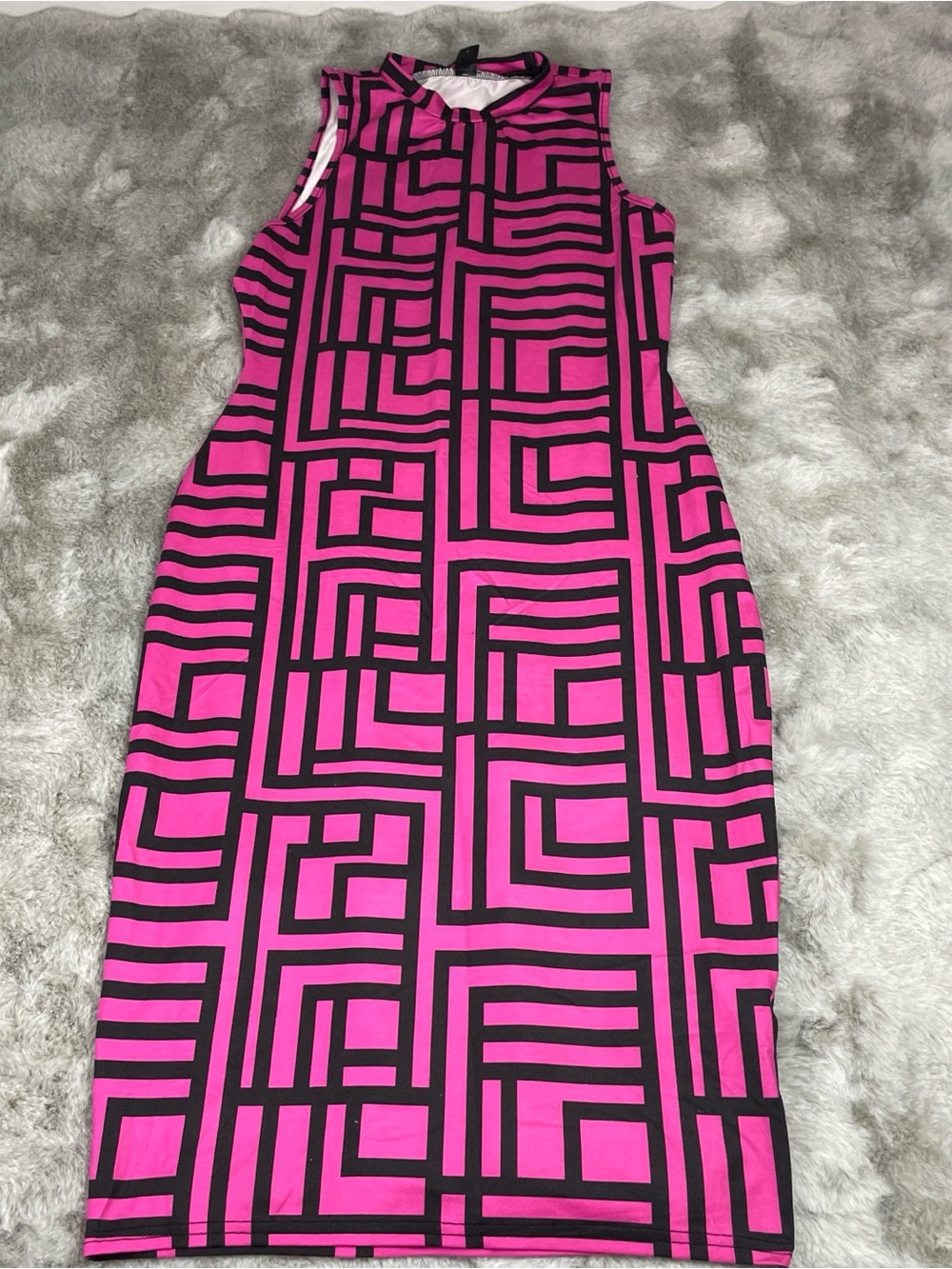 SHEIN Pink and Black Geometric Midi Dress-0251